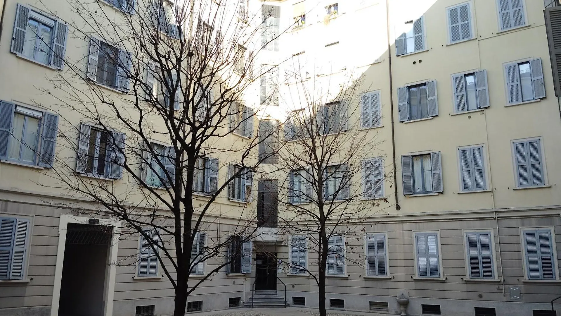 Vfh Bellotti Downtown Apartment