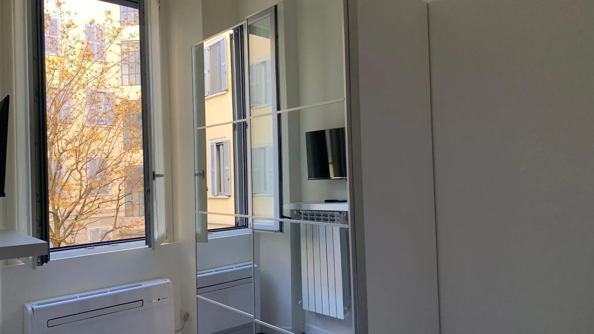 Vfh Bellotti Downtown Apartment Italy